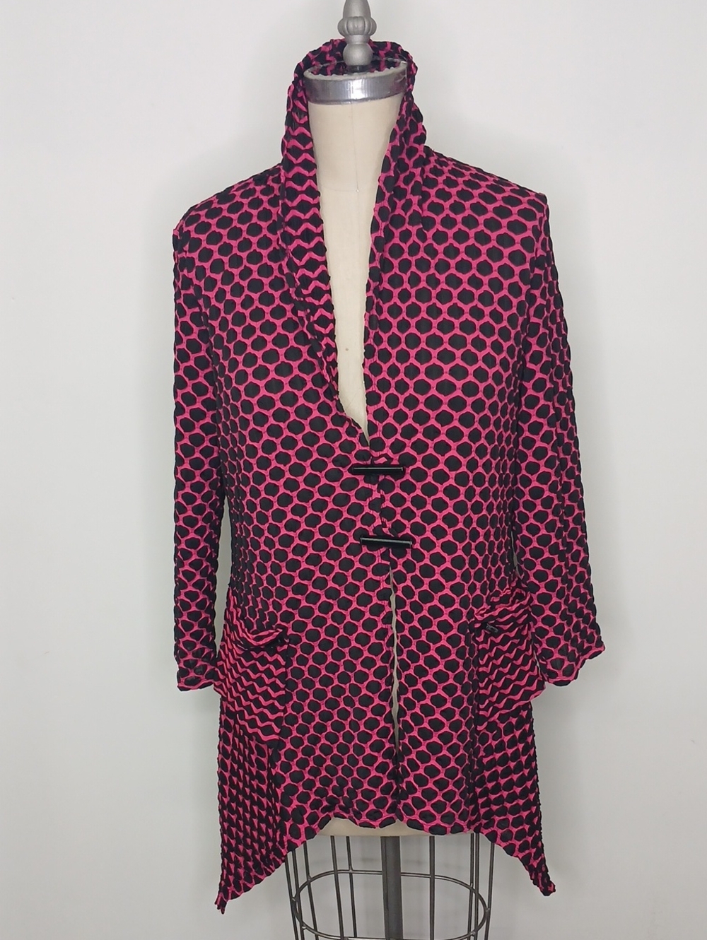 IC by Connie K Hot pink and Black Geometric Asymmetrical Blazer